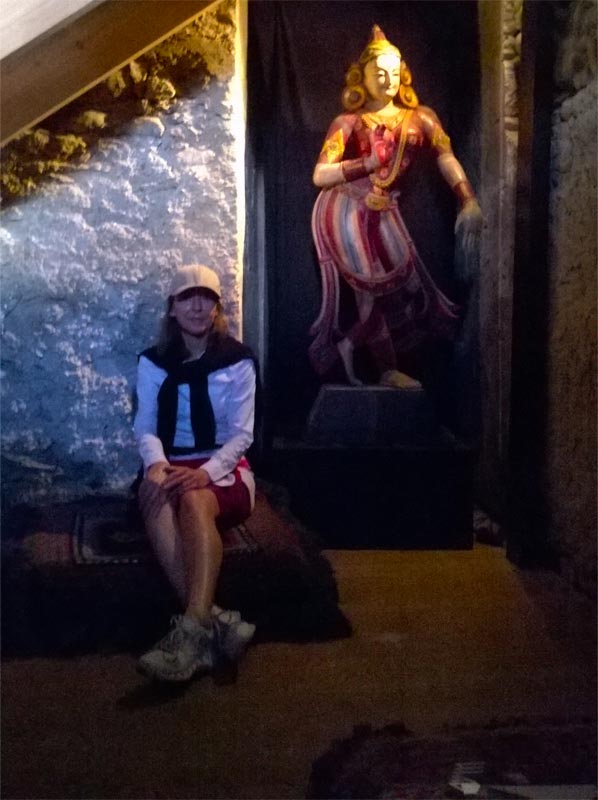 Nirvana-Raum im MMM Ripa mit Teppich-Sitzen